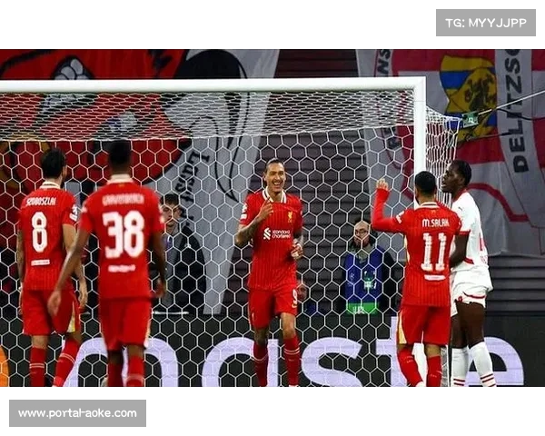 西蒙尼巧妙战术破红军边路防线 利物浦防守弱点尽显无疑 西蒙尼巧妙战术破红军边路防线 利物浦防守弱点尽显无疑