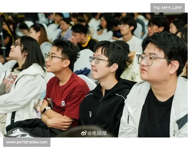 “宿舍英雄”高校秋季赛覆盖全国18城,校园电竞氛围火热。 “宿舍英雄”高校秋季赛覆盖全国18城,校园电竞氛围火热。