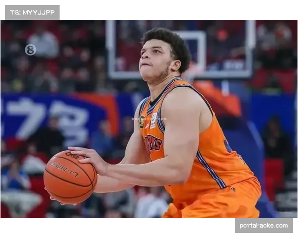 上海久事外援洛夫顿手腕伤势未愈，怀特塞德新鞋垫到货仍感疼痛